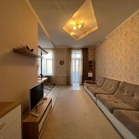 Apartment On Baseinaya Street 13 Kijów Zewnętrze zdjęcie